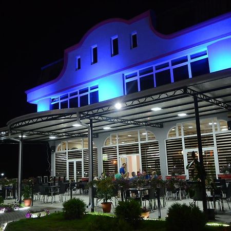 Villa Grand ビトラ エクステリア 写真
